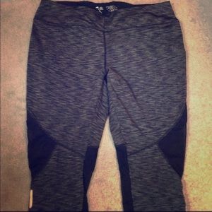 Capri workout pants